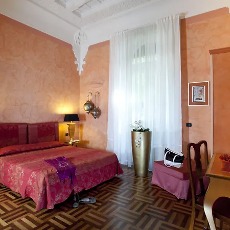 Bed & Breakfast Palazzo Lombardo 3*