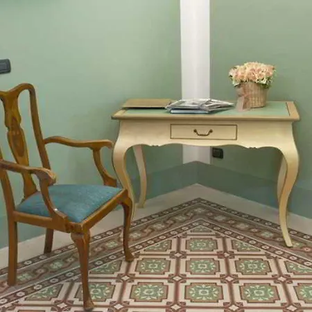 Palazzo Lombardo Couette-café 3*