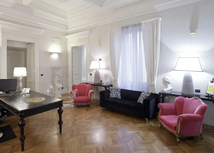 Palazzo Lombardo Florence
