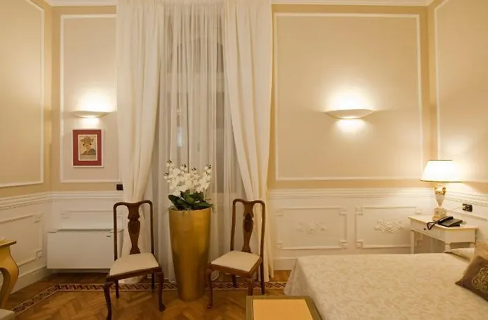 Palazzo Lombardo Bed & Breakfast