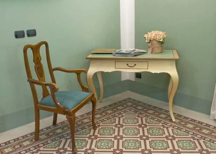 Palazzo Lombardo Bed & Breakfast 3*