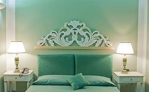 Palazzo Lombardo Bed & Breakfast 3*